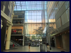 Eaton Centre 03